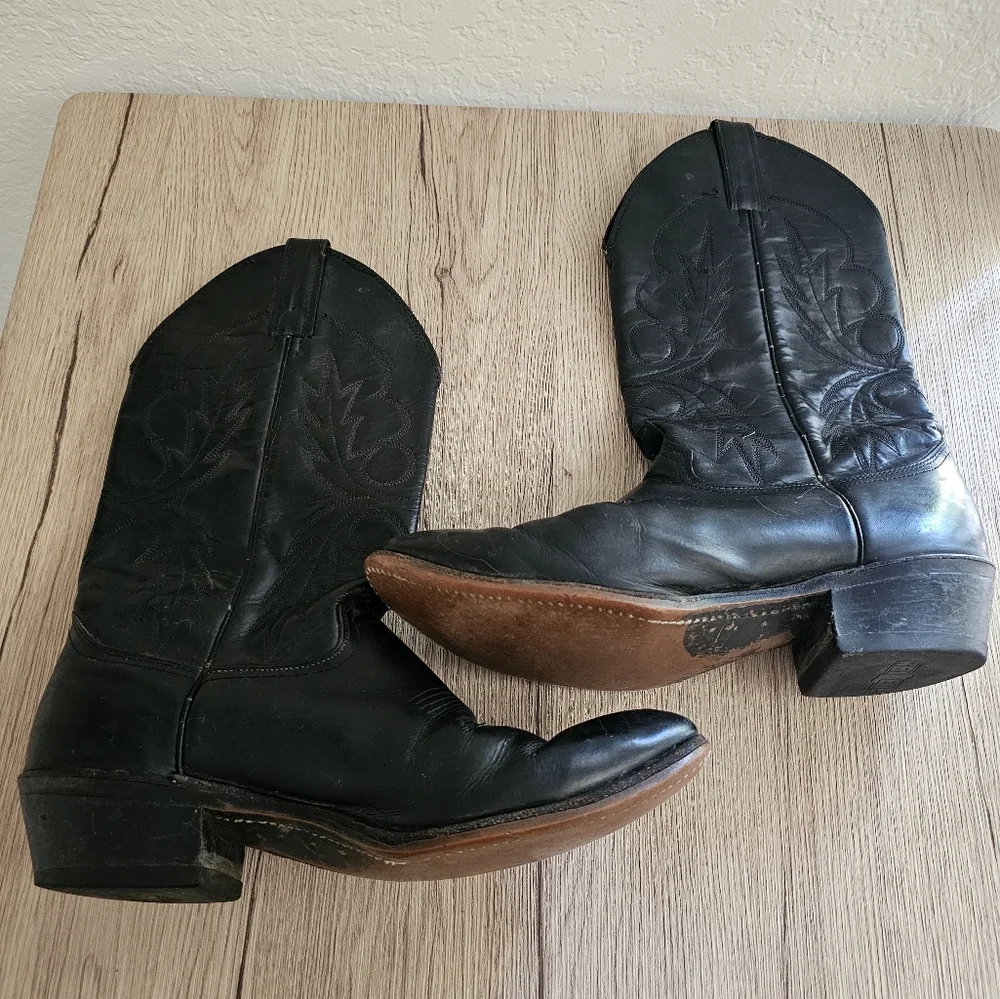 Abilene Cowboy Western Festival Floral Embroidered Black Leather Boots, size 8-9